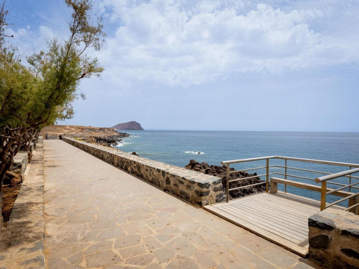 Las Rocas By The Ocean, Wifi And Sea View Los Abrigos Exteriör bild